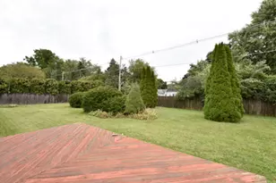 2323 N Sheridan Rd, Waukegan, IL 60087 - Photo 25