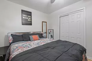 14110 S Bensley Ave, Burnham, IL 60633 - Photo 13