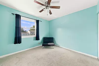 1312 S Glen Circle #D, Aurora, IL 60506 - Photo 11