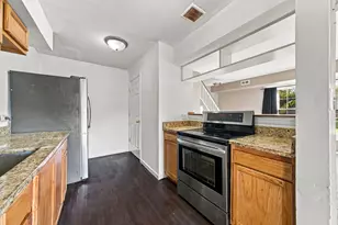 1312 S Glen Cir, Aurora, IL 60506 - Photo 7