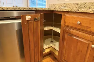 4303 Eberly Ave, Brookfield, IL 60513 - Photo 11