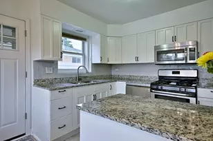 1652 Heidorn Ave, Westchester, IL 60154 - Photo 11