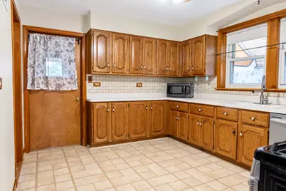 5155 S Kenneth Avenue, Chicago, IL 60632 - Photo 5