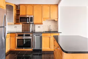 5415 N Sheridan Rd, Chicago, IL 60640 - Photo 11