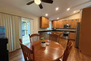 219 Newport Trail, McHenry, IL 60050 - Photo 5