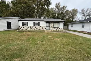 3250 Roesner Dr, Markham, IL 60428 - Photo 1