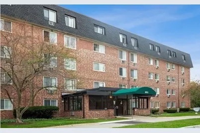 5011 Valley Lane #304, Streamwood, IL 60107 - Photo 3