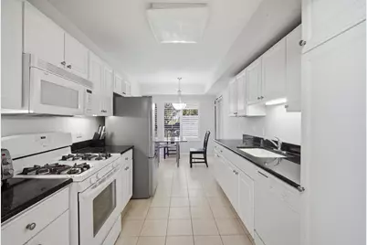 190 N Milwaukee Avenue #303, Wheeling, IL 60090 - Photo 7