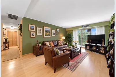 5400 Walnut Avenue #206, Downers Grove, IL 60515 - Photo 11