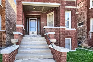 2313 S 61st Ct, Cicero, IL 60804 - Photo 1