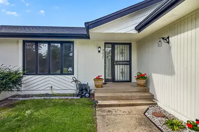 5437 Friendswood Court, Rockford, IL 61114 - Photo 5