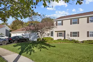 126 Gant Cir, Streamwood, IL 60107 - Photo 17
