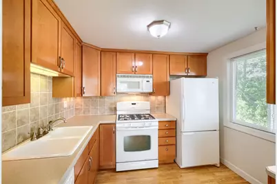 945 Shattuck Lane #0, Schaumburg, IL 60194 - Photo 7