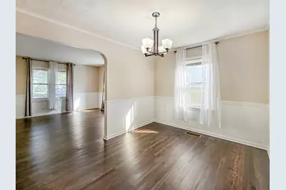 21 E Lyndale Avenue, Northlake, IL 60164 - Photo 7