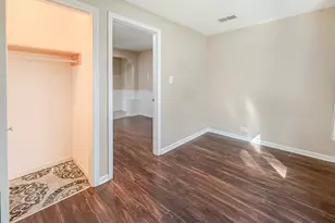 21 E Lyndale Ave, Northlake, IL 60164 - Photo 19
