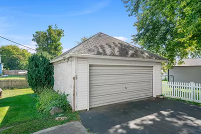 407 Ottawa Street, Earlville, IL 60518 - Photo 37