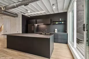 2156 W Hubbard St, Chicago, IL 60612 - Photo 9