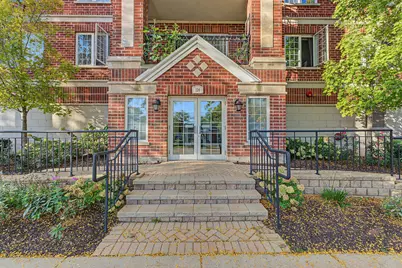124 W Colfax Street #208, Palatine, IL 60067 - Photo 1