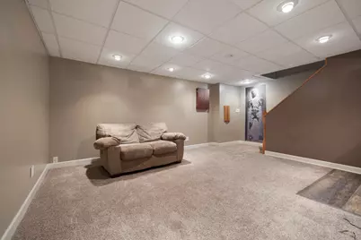 1353 Portsmouth Court, Carol Stream, IL 60188 - Photo 17