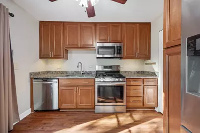 1353 Portsmouth Court, Carol Stream, IL 60188 - Photo 9
