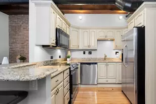 331 S Peoria St, Chicago, IL 60607 - Photo 5