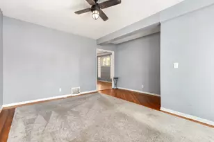 412 Oneida St, Joliet, IL 60435 - Photo 9