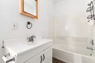 412 Oneida St, Joliet, IL 60435 - Photo 7