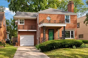 469 Uvedale Rd, Riverside, IL 60546 - Photo 1