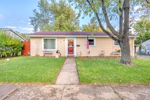 317 Dorsetshire Dr, Steger, IL 60475 - Photo 1