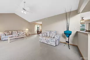 10708 Willow Ave, Mokena, IL 60448 - Photo 11