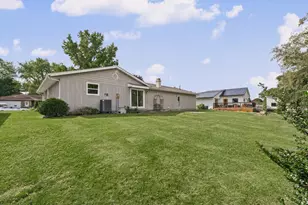 903 Crestview Dr, Monticello, IL 61856 - Photo 35