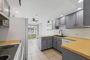 903 Crestview Dr, Monticello, IL 61856 - Photo 19