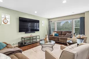 4958 W Cullom Ave, Chicago, IL 60641 - Photo 3