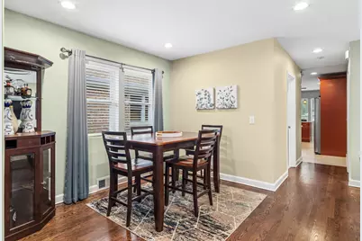 4958 W Cullom Avenue, Chicago, IL 60641 - Photo 5