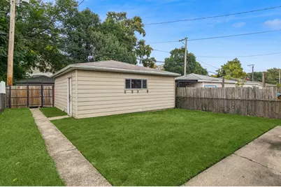 4958 W Cullom Avenue, Chicago, IL 60641 - Photo 19
