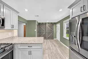5840 S Brainard Ave, La Grange Highlands, IL 60525 - Photo 25