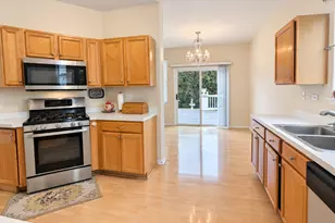 32504 Millstone Cir, Lakemoor, IL 60051 - Photo 3