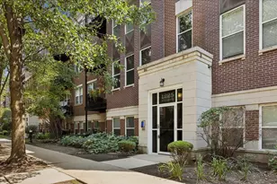 1225 N Orleans St, Chicago, IL 60610 - Photo 3