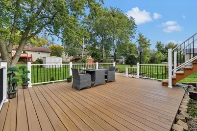 916 Stowell Avenue, Streamwood, IL 60107 - Photo 23