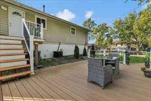 916 Stowell Ave, Streamwood, IL 60107 - Photo 25