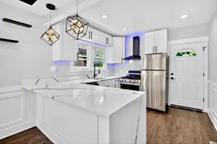 2030 S 4th Ave, Maywood, IL 60153 - Photo 11