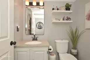 873 Dartmoor Dr, Crystal Lake, IL 60014 - Photo 7