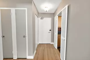 6301 N Sheridan Rd, Chicago, IL 60660 - Photo 7
