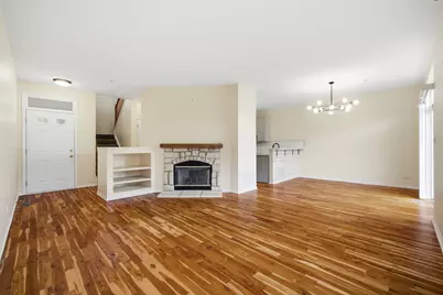 73 Woodview Drive, Glen Ellyn, IL 60137 - Photo 5