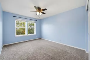 73 Woodview Dr, Glen Ellyn, IL 60137 - Photo 15