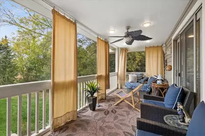 6 Fawn Ridge Drive, Oakwood Hills, IL 60013 - Photo 21