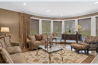 6 Fawn Ridge Drive, Oakwood Hills, IL 60013 - Photo 15