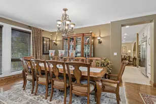 6 Fawn Ridge Dr, Oakwood Hills, IL 60013 - Photo 13