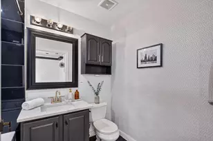 2625 N Ashland Ave, Chicago, IL 60614 - Photo 23
