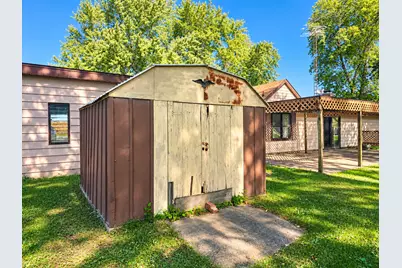 961 E North Street, Ashkum, IL 60911 - Photo 35